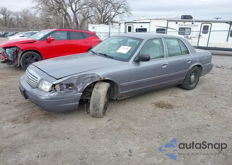 2006 Ford Crown Victoria Police/Police Interceptor z USA, uszkodzony, nr VIN 2FAHP71W26X145728